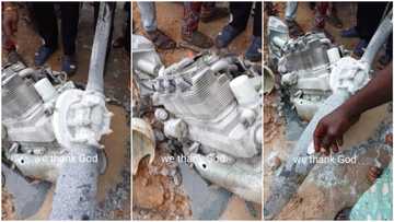 "We can use it for vehicle": Video of crashed plane's engine in Lagos surfaces online, people show surprise