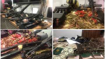 Hotunan Bindigu, Guraye, Layu da sauran kayan tsibbu da DSS ta samu a gidan Igboho yayin nemansa ruwa a jallo