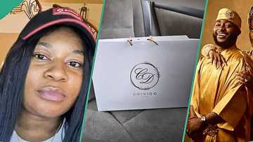 Chivido24: Lady cries out after seeing Davido's fake wedding invitation card selling for over N50k