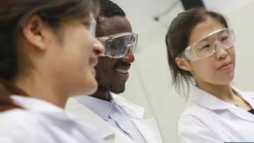 Germany picks Ghana over Nigeria for West African health centre