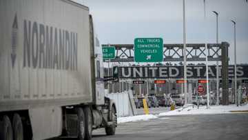 US tariffs threat a 'shock' to Canadian businesses