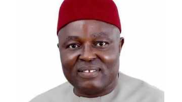 Kanin Gwamnan APC Ya Ce Baya Son Mukamin Da Buhari Ya Nada Shi A RMAFC, Ya Ce Mai So Ya Tafi Ya Nema