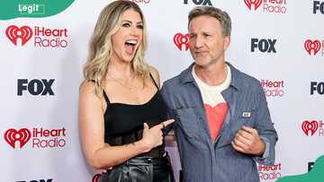 How Breckin Meyer and Kelly Rizzo went from keeping their romance private to the red carpet