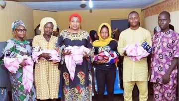 Bayan haihuwar yara 5, matar manomi ta sake haifar masa ƴan biyar