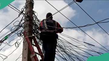 After announcing new tariff for customers, electricity company increases workers' salary