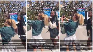 "I'm dead, they think she's Ayra Starr": Oyinbo lady rushes Nigerian girl, takes selfie with her
