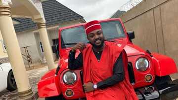 Kannywood: Adam Zango ya nuna sabuwar motar kece raini ta miliyan N23m da ya saya (Hotuna)