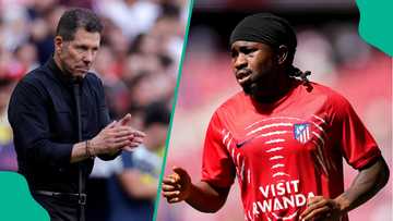 Diego Simeone apologises to Lookman after playing him as striker in second game