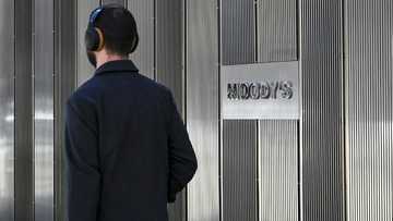 US loses last triple-A credit rating as Moody's cuts on growing govt debt