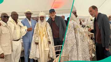 Ana tsaka da rikicin sarautar Kano, an ga Sarki Sanusi II da wasu manyan mutane a Ingila