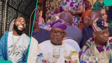 Video as Davido’s billionaire dad Adedeji Adeleke storms Saraki’s mum’s burial: “Very humble soul”