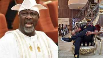 Saura kiris: Tsageru sun nemi su kona gidan tsohon Sanata Dino Melaye a Kauye (Bidiyo)