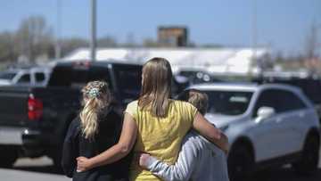 Yar aji shida a Firamare ta bindige Malami da dalibai 2