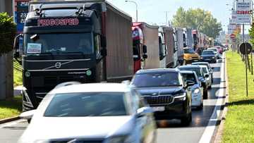 Bosnian truckers block deliveries in protest over EU rules
