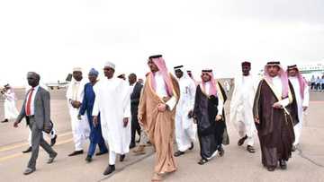 Yanzu Yanzu: Buhari ya sauka a birnin Madina (Hoto)