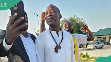 Sowore released from Kuje Prison after 4 days, video emerges