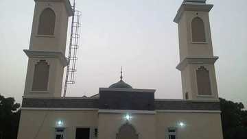 Dan Majalisar Tarayya ya mallakawa kungiyar Izala katafaren Masallacin da ya gina (hotuna)