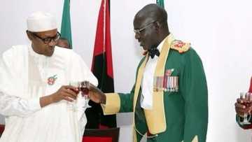 Ana tare: Babban hafsan Sojan kasa, Buratai ya jaddada biyayyarsa ga shugaba Buhari