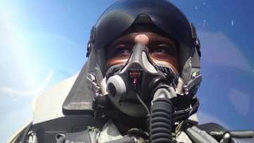 Allahu Akbar: Yadda Marigayi Baba Ari ya karkatar da jirgin sa daga cikin mutane kafin mutuwar sa