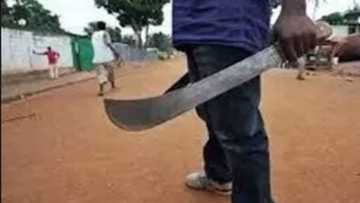 Wani mutum ya kashe kwarton matarshi