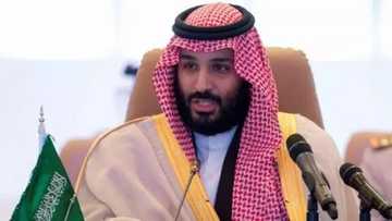 Ba zan matsa wa matan Saudiyya sanya bakar abaya ba a nan gaba – Yarima mai jiran gado