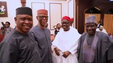 2019: Bana bukatar toshin kudin ku – Wani babban basarake ya fadawa ‘yan siyasa