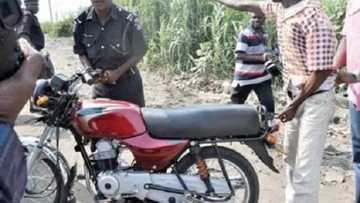 Wani Dan Achaba ya tafka ma budurwarsa mummunar ta’asa sakamakon zazzafar kishi da ya nuna