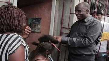 Abubuwan ban mamaki da yan siyasa keyi kafin zabe (hotuna)