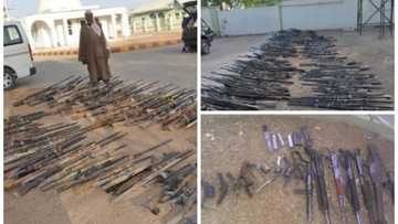 Sauki ya zo: Masu satar mutane da barayin shanu 1,150 sun saduda a jihar Kaduna, sun rantse da Qur'ani