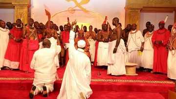 Jubilation as Oba of Benin promises Libyan returnees 3-month salaries each