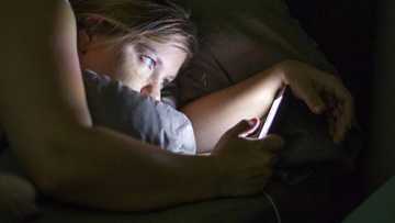 Leke da bincike cikin wayan miji ko mata na iya janyo shiga kurkukun shekara 1 da taran $133, 000, sabuwar doka a Saudiyya