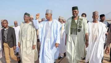 2023: Magoya bayan Saraki suna bin Jihohin Arewa, suna rabawa Manoma kayan gona