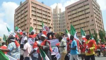 Yajin aiki Nov. 6th: An roki 'yan kwadago dasu hakura da tafiya yaji, kan N30,000