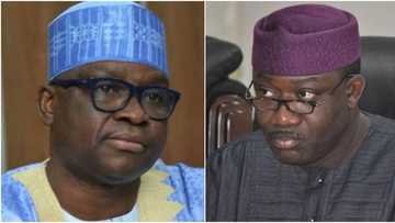 Gwamna Fayose ya bayyana adadin wasu kudi da ya bar wa Fayemi a asusu