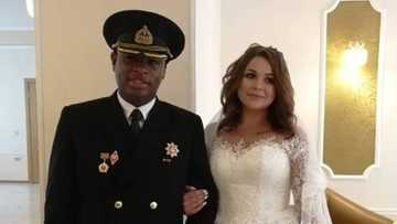 Viral photo from the stylish wedding of Nigerian man and his beautiful oyinbo bride