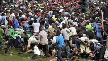 Many reportedly injured as rival APC supporters clash ahead of Buhari’s visit to Ogun