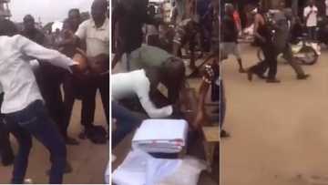 UPDATE: Watch as Policemen in Akure brutalise boy who questioned why a MOPOL jumped ATM queue (video)