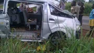 Breaking: 5 die, 13 suffer injuries in fatal auto clash along Lagos-Ibadan highway just hours to New Year, driver on the run