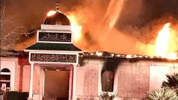 Religious war? Texas mosque burned as Trumps bans Muslim countries from entering US (Photos)