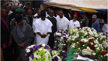 10 touching photos from James Ocholi burial that will make you cry