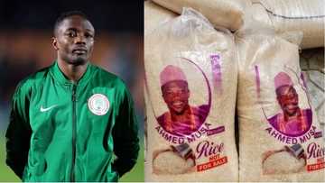 Super Eagles striker gives out bags of rice to Muslim faithfuls for Ramadan