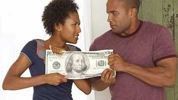 Ladies, here's how to know that you husband is a very STINGY person