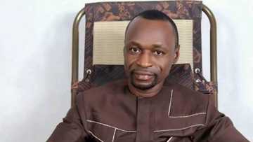 Hadimin wani gwamnan PDP ya yi murabus ya kuma fice daga jam’iyyar