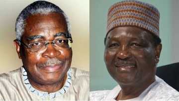 Buratai: Zamu saki bayanai kan bincikar Janar Danjuma TY da muke yi kowa ya gani