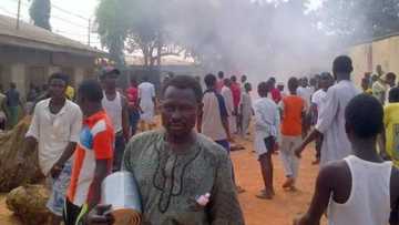 Da Dumi-Dumi: Mutane Sun Yi Asarar Miliyoyin Nairori Yayin da Wata Tankar Man Fetur Ta Kama da Wuta a Yola