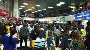 Omicron COVID-19 variant: Experts tell FG what to do to travellers from South Africa