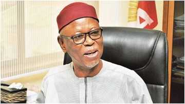 Just in: Oyegun backs out of APC national chairmanship race