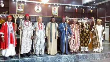 ‘Yan Sanda sun damke Sarkin da ya ke agazawa garkuwa da mutane da fashi da makami