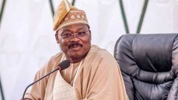 Yanzu-yanzu: 'Yan sanda sun mamaye gidan marigayi Ajimobi