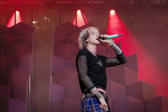 33 best white rappers: most famous rap artists of all time - Legit.ng